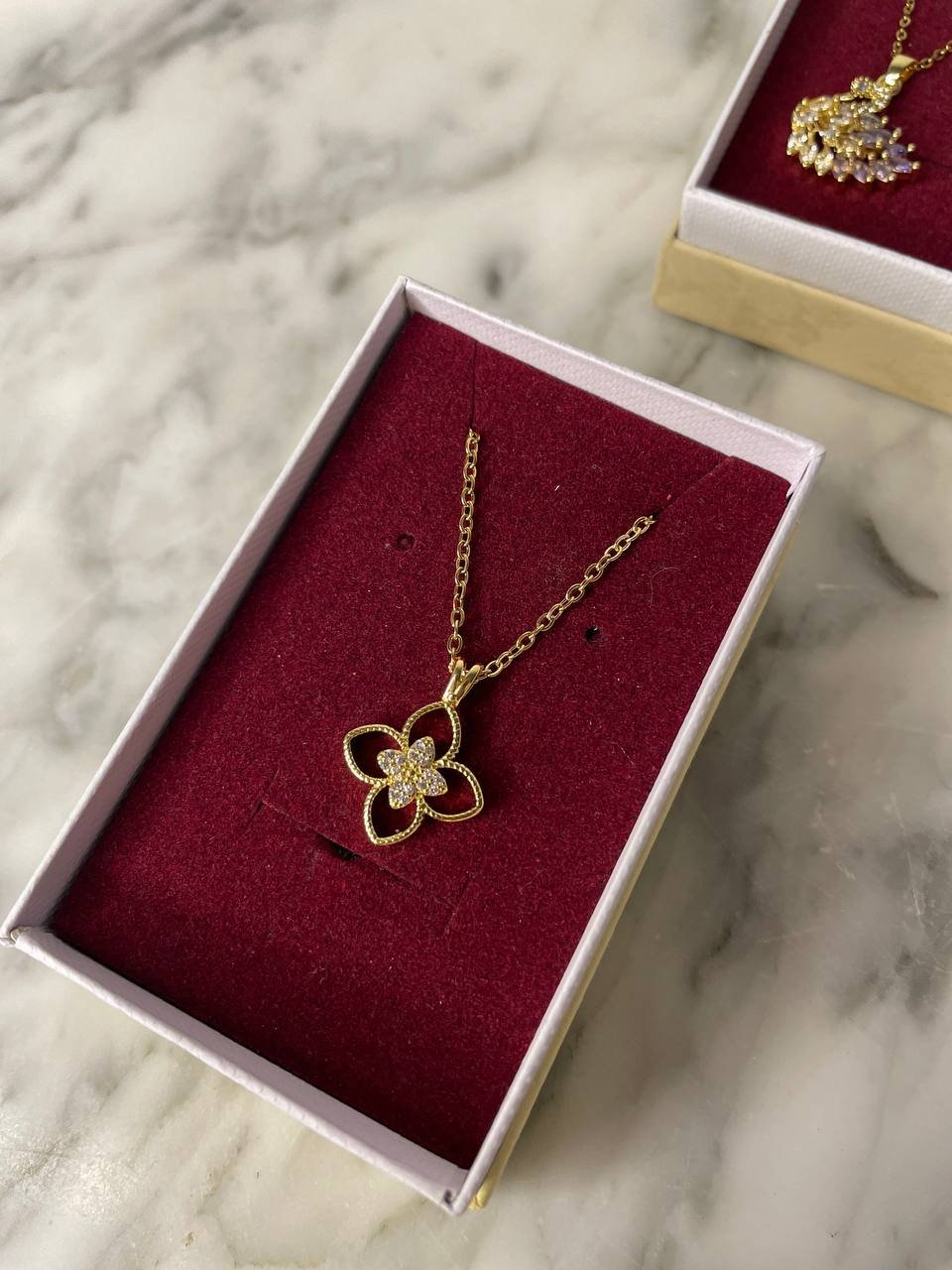 Collier ROBERTO – Acier Inoxydable Doré